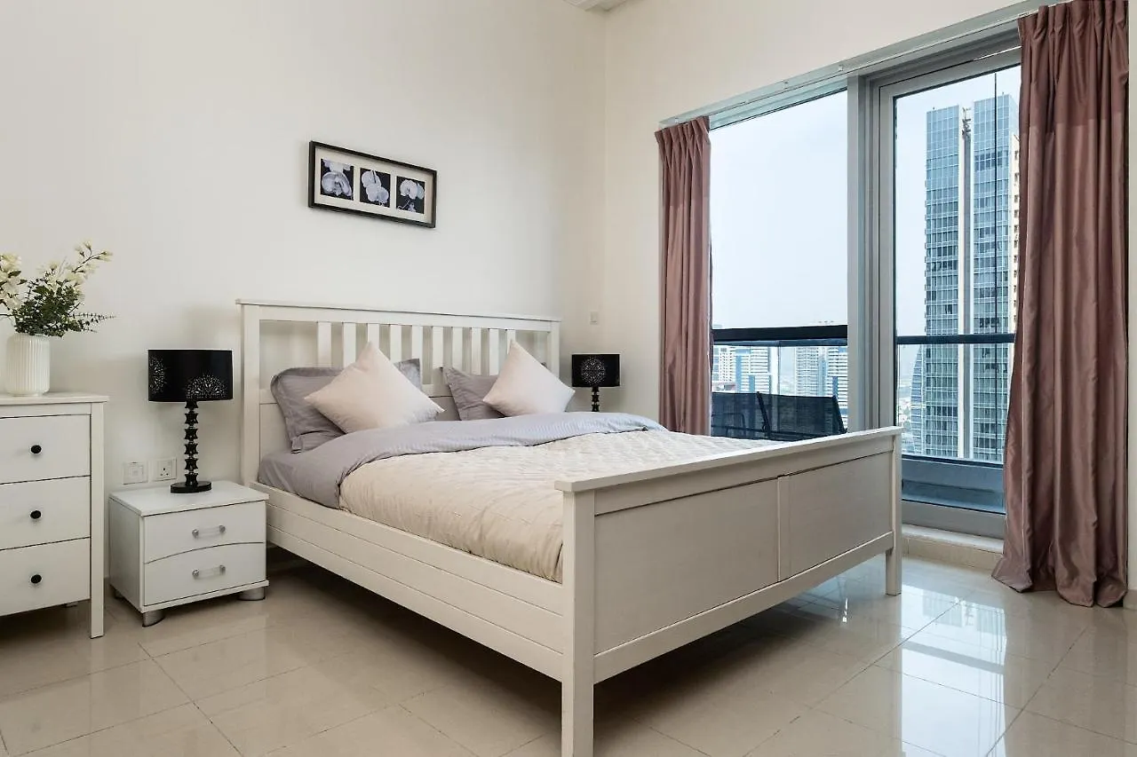 Stunning Marina View 1 Bedroom Dubai