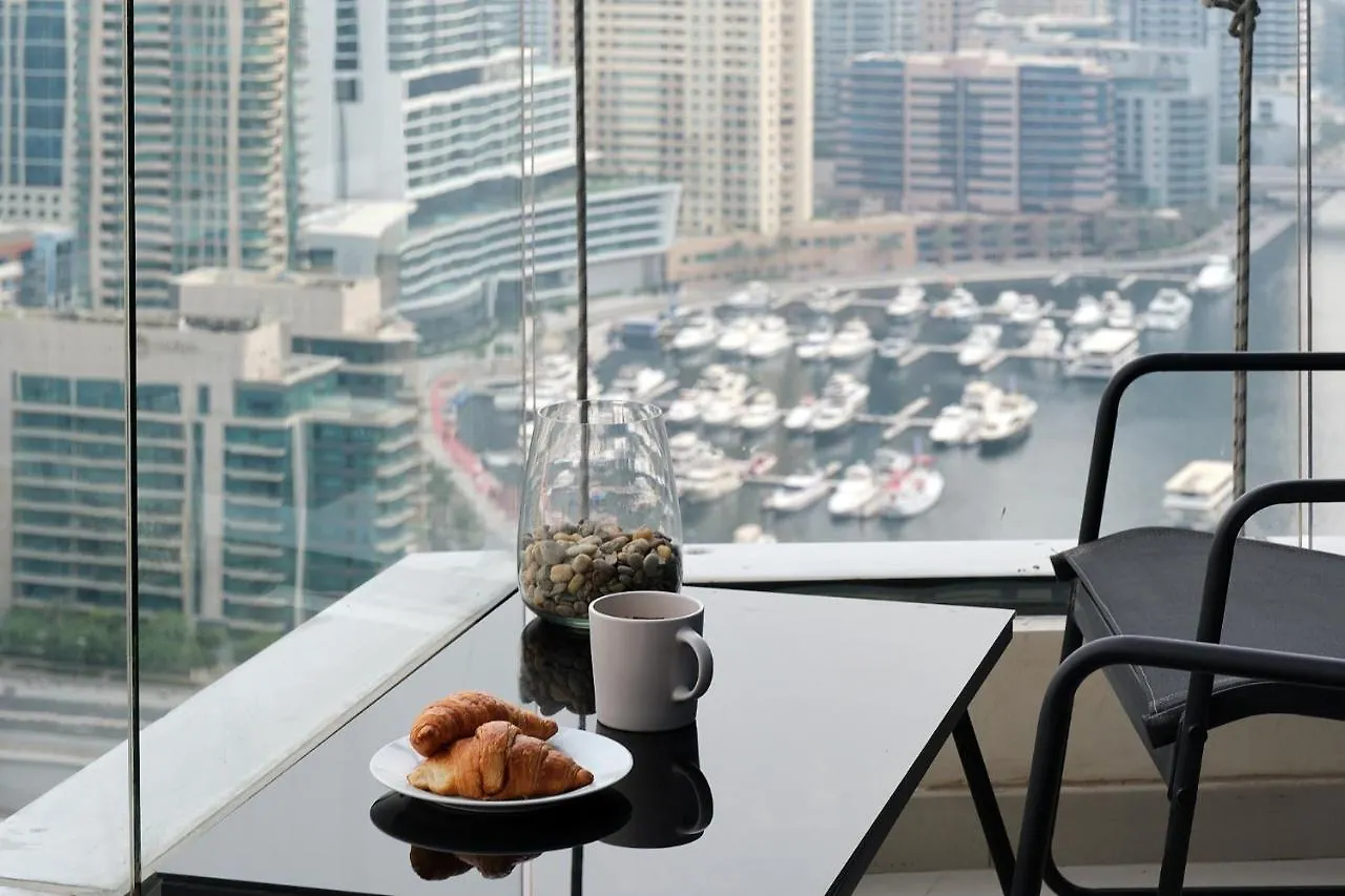 Stunning Marina View 1 Bedroom Dubai